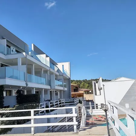 Mit Terrasse By Interhome