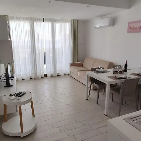 Mit Terrasse By Interhome Cannigione