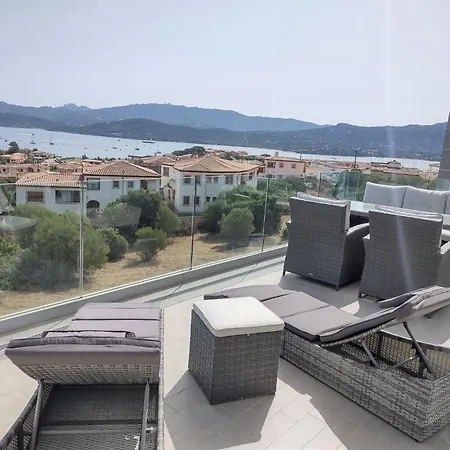 Mit Terrasse By Interhome Daire Cannigione