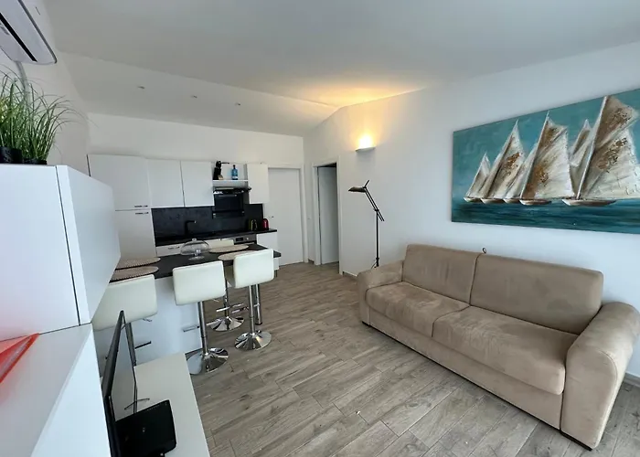 Daire Mit Terrasse By Interhome Cannigione