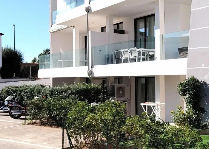 Mit Terrasse By Interhome *