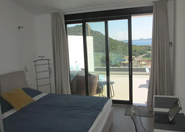 Mit Terrasse By Interhome Daire Cannigione